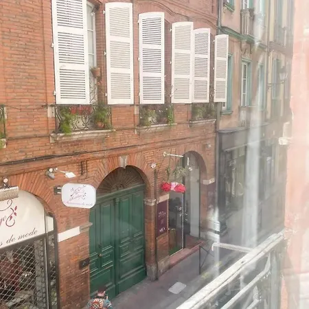 Apartament Saint Etienne Studio Lot 3 *